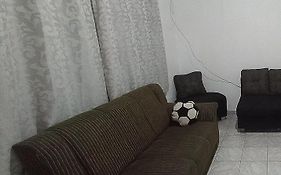 Aconchegante Casa Em Condominio Guilhermina Pg
